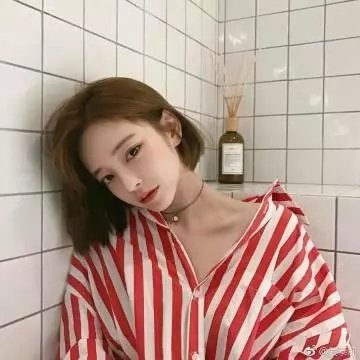 日落在霓虹灯